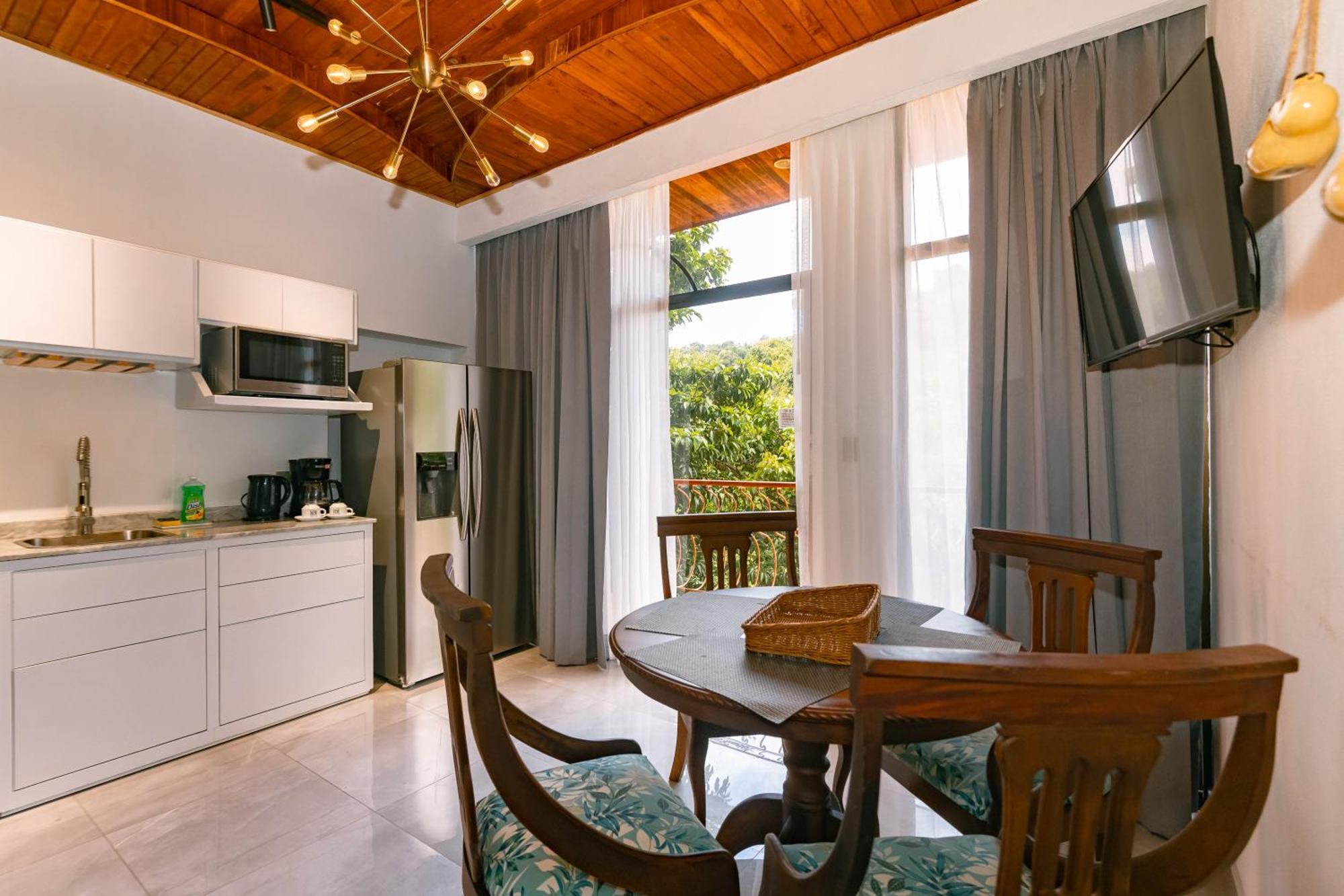 Hotel San Bada Resort & Spa Manuel Antonio Luaran gambar